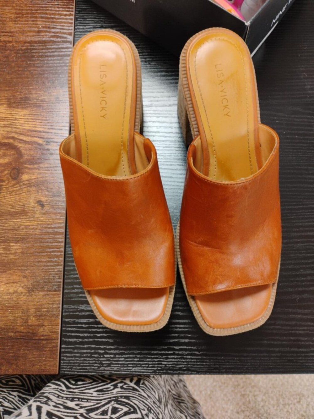 Lisa Vicky Juicy-V Cognac Leather Platform Mules Heels Size 9M